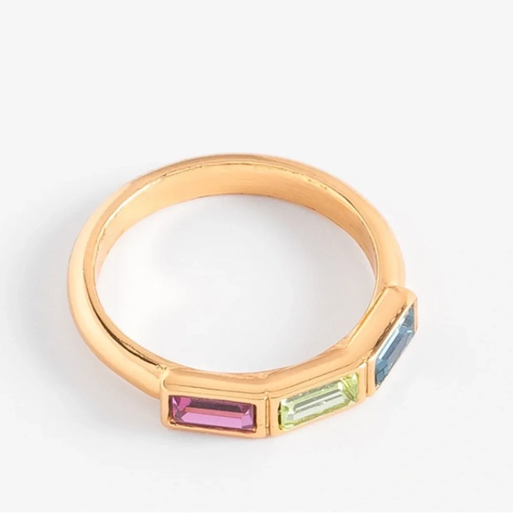 Gold plated and Swarovski crystal band style ring size 5  BNIB so pretty